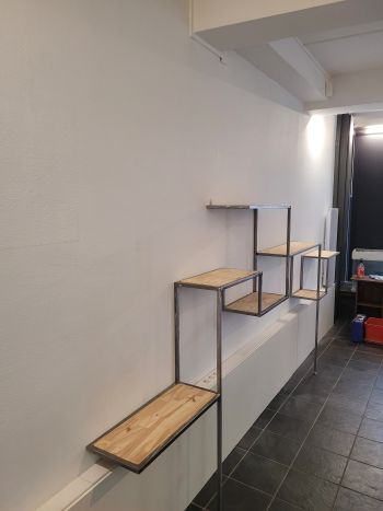 Fabrication et pose étagères acier/bois - Alex Home Services
