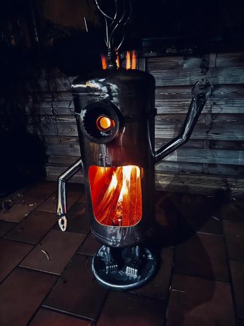 Sculpture - Brasero Minion - Alex Home Services
